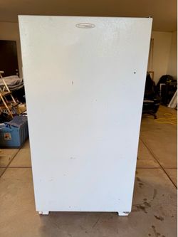 Frigidaire Commercial Upright Freezer