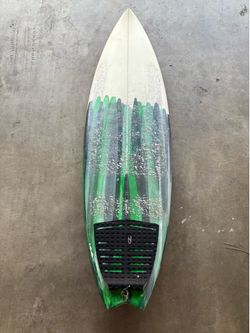 Fun size surfboard for ya