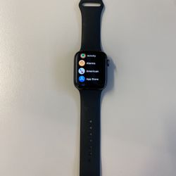 Apple Watch Series 6 With Charger 44 mm