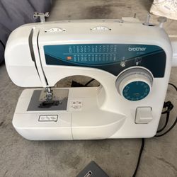 Brother XL 2600i Sewing Machine 
