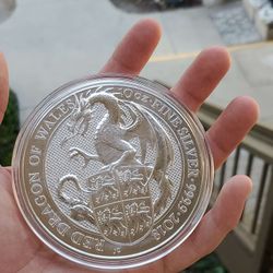 2018 Queens Beast Red Dragon 10 Oz Silver Coin