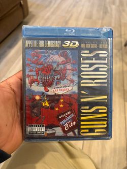 Guns N’ Roses blu ray disk NEW