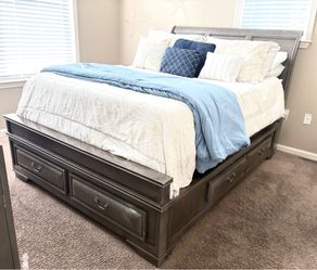 Bedroom  set MUST BE PICKED UP BY 6/14/26! : Dresser with matching mirror & Queen Size Sleigh 🛷 Bed Frame w/ embedded bottom Drawers!