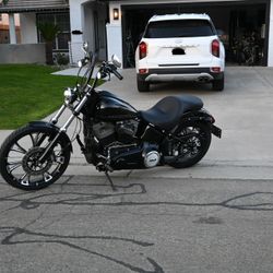 2013 Harley Davidson Blackline