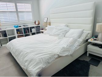 Leather Modano headboard & frame - king size