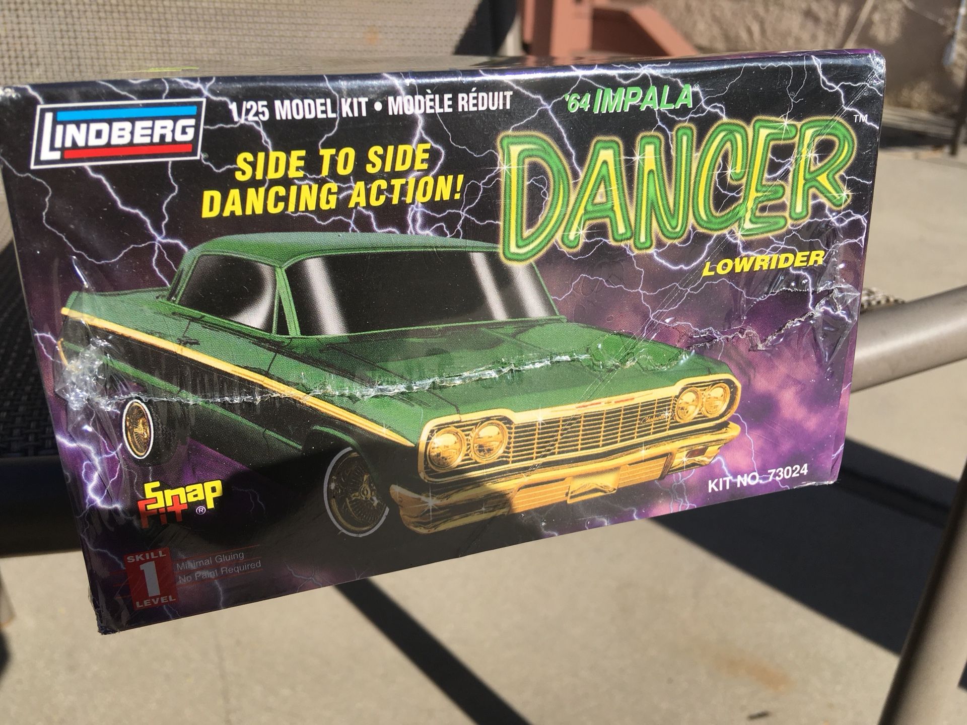 Lindberg ′79Cadillac dancer LOWRIDER Lindberg Model Kit 1:25 79 Cadillac Lowrider # 73037 Sealed