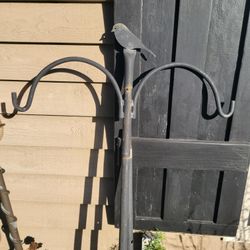 8' Tall Black Metal Bird Feeder Hook 