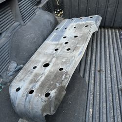 1995 Toyota 4Runner Gas shield