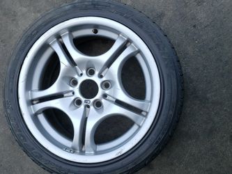M3 1 WHEEL AND TIRE