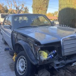 Mercedes-Benz 300 D Turbo Diesel 