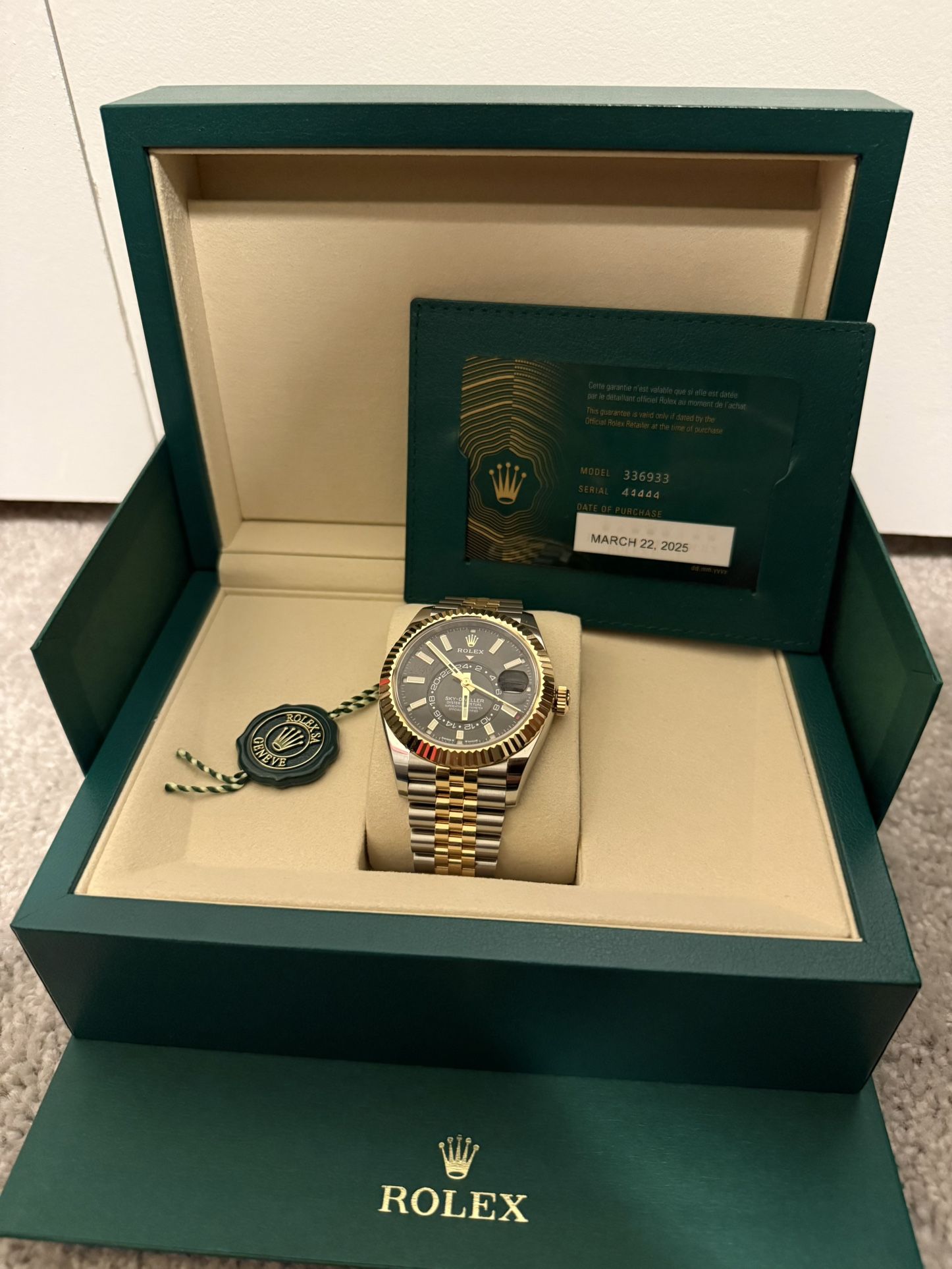 ROLEX SKY DWELLER TWO TONE  ( 2025)