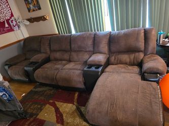Modular sectional Couch