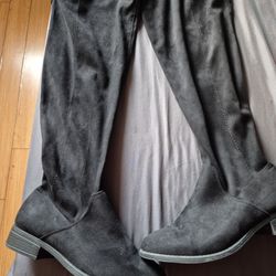 Womens Knee High Boots 9W