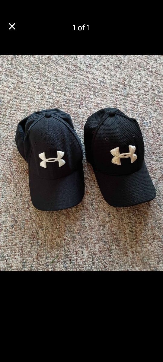 2 Under Armour Fitted Hats For Sale   Black 