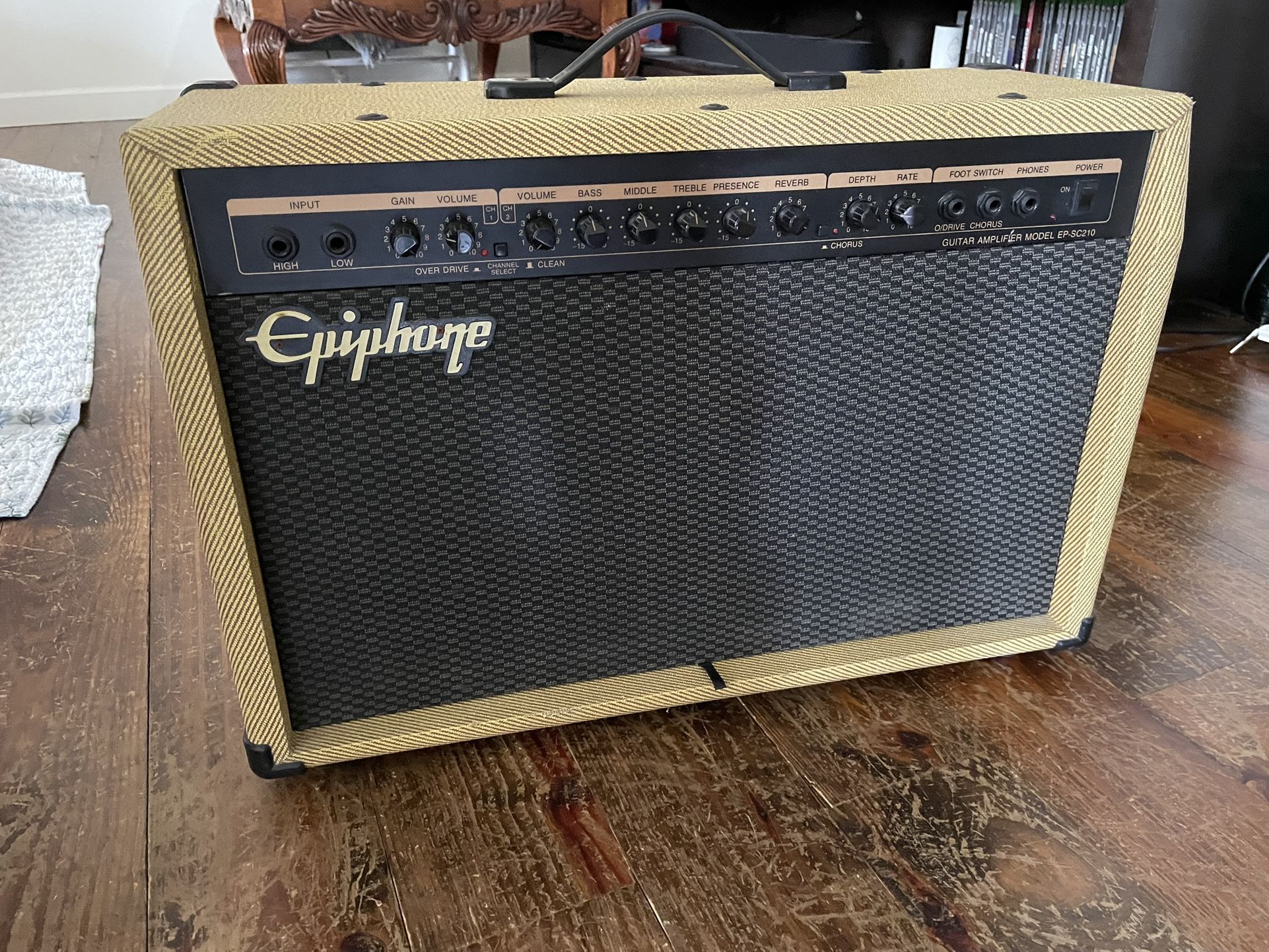 EPIPHONE SC210
