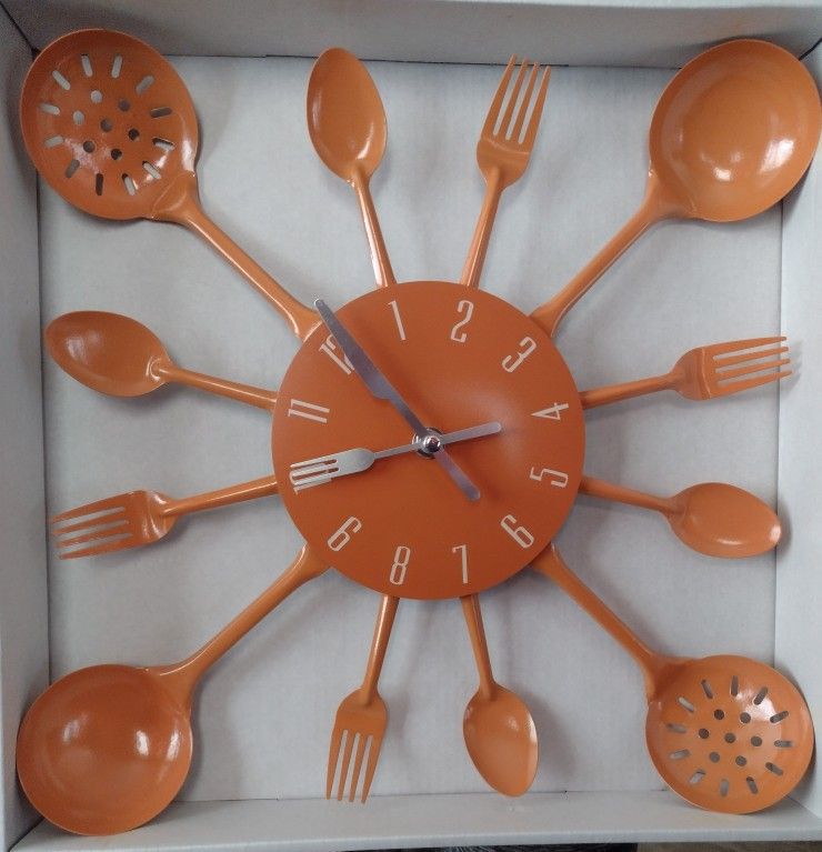 Utensil Clock