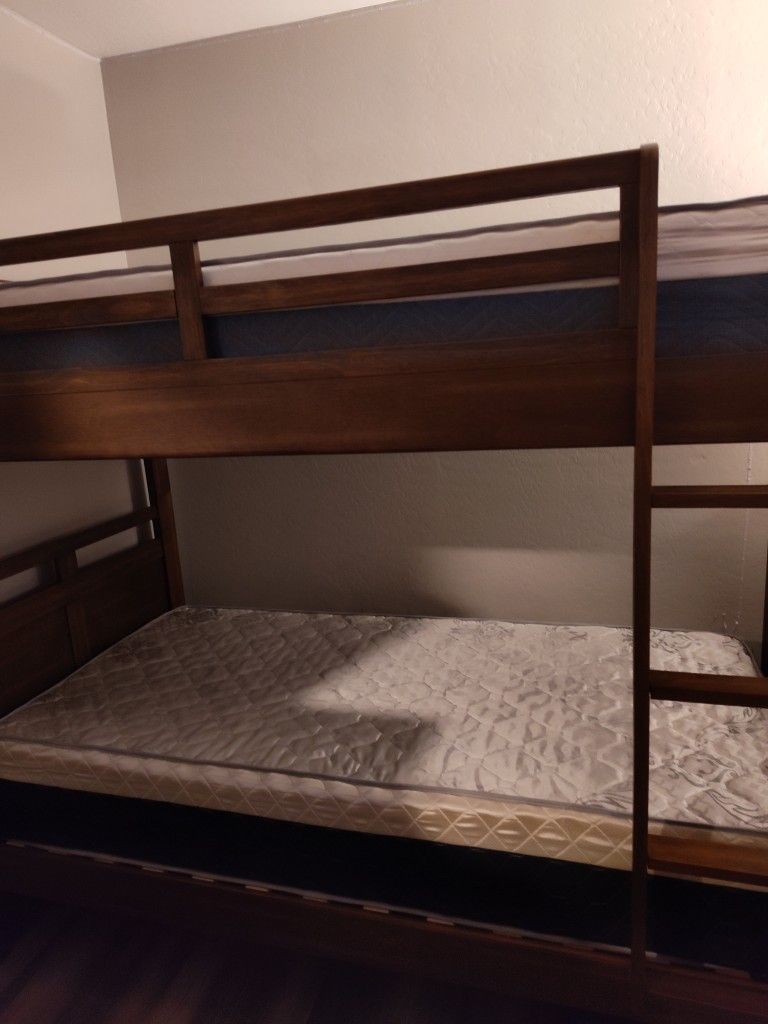 Twin Size Bunk Bed With 2 Mattresses. Only 9 Months Of Use
