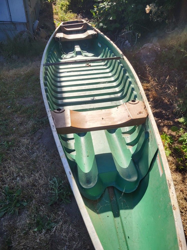 Canoe