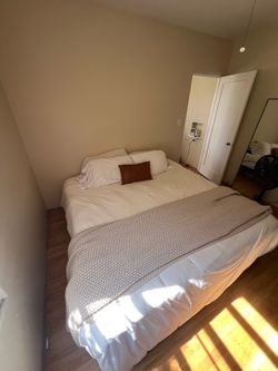 King Mattress with Adjustable Base and Protector