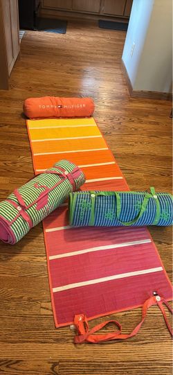 Tommy Hilfiger Beach Mats