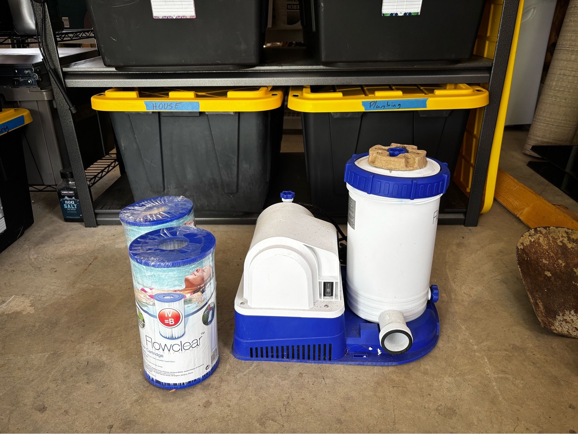 This is a Bestway FlowClear 2500 GPH above-ground swimming pool filter pump