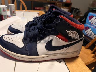 Nike SE USA size 10