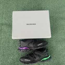 Balenciaga Led Size 44