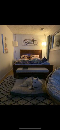 Like New Bedroom Set