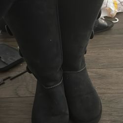 Black Winter Boots 