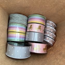 Ribbon spools