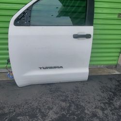 TOYOTA TUNDRA DRIVER DOOR 2008-2009-2010-2011-2012-2013-2014-2015-2016-2017-2018-2019-2020-2021