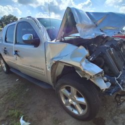 2013 Chevy Avalanche - Parts Only #SE3