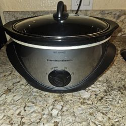 Hamilton Beach 4-Qt. Oval Slow Cooker 