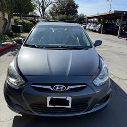 2012 Hyundai Accent