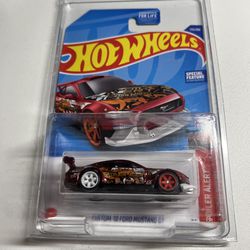 Hot Wheels Super Treasure Custom ‘18 Mustang GT