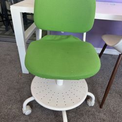 Desk and two chairs free