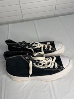 Converse Chuck Taylor High Top Sneakers