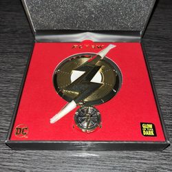 The Flash Collectors Box - Pin And Ring - BRAND NEW BELOW RETAIL - Speed Ship