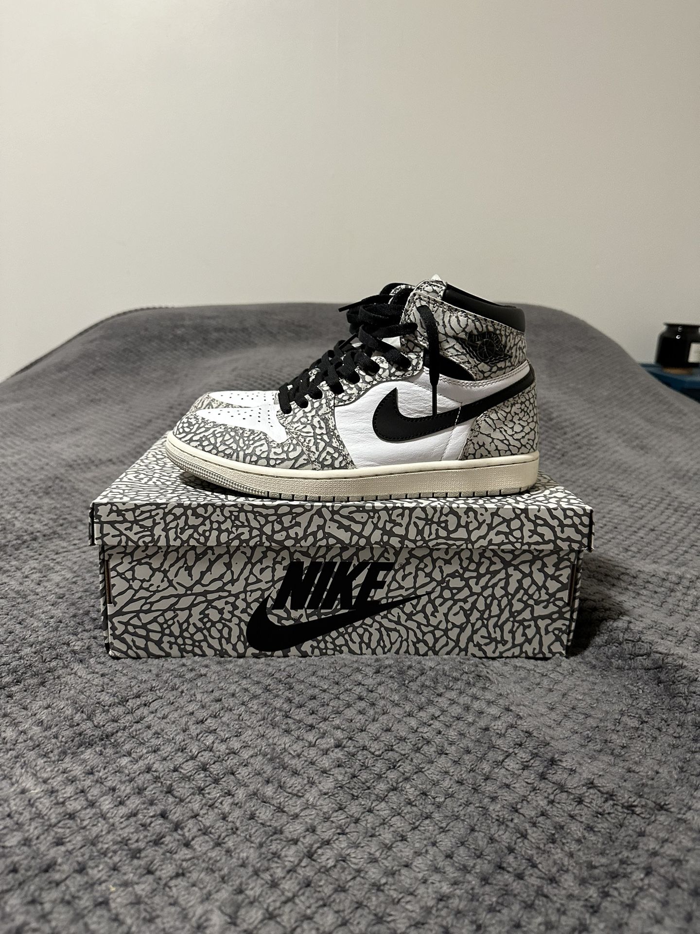 Jordan 1 'White Cement'