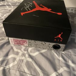 Jordan 4 Cool Grey 