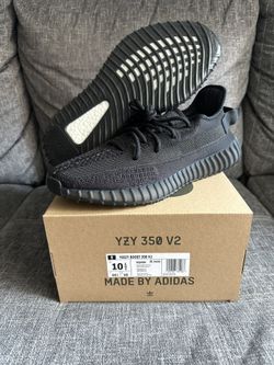Adidas Yeezy 350 V2 Oynx Size 10.5 Brand New Unworn