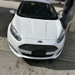2017 Ford Fiesta
