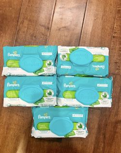Pampers Free And Gentle Baby Wipes Lot 5 packs each pack has 52 wipes Brand new Price firm, cash only