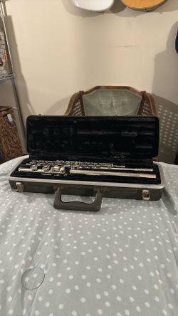 Bundy Selmer Company Flute