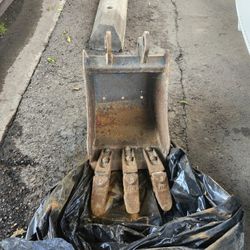 Excavator bucket
