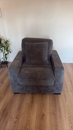 Couches (3)