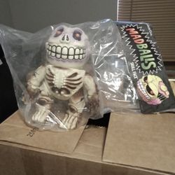 Mad Balls  Skull Face