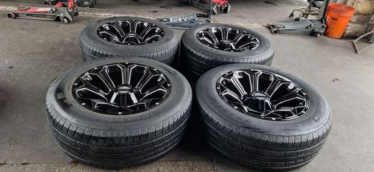 🔥 RINES 20” CON LLANTAS SEMINUEVAS PARA DODGE CHARGER 🔥