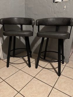Barstools smokey gray color