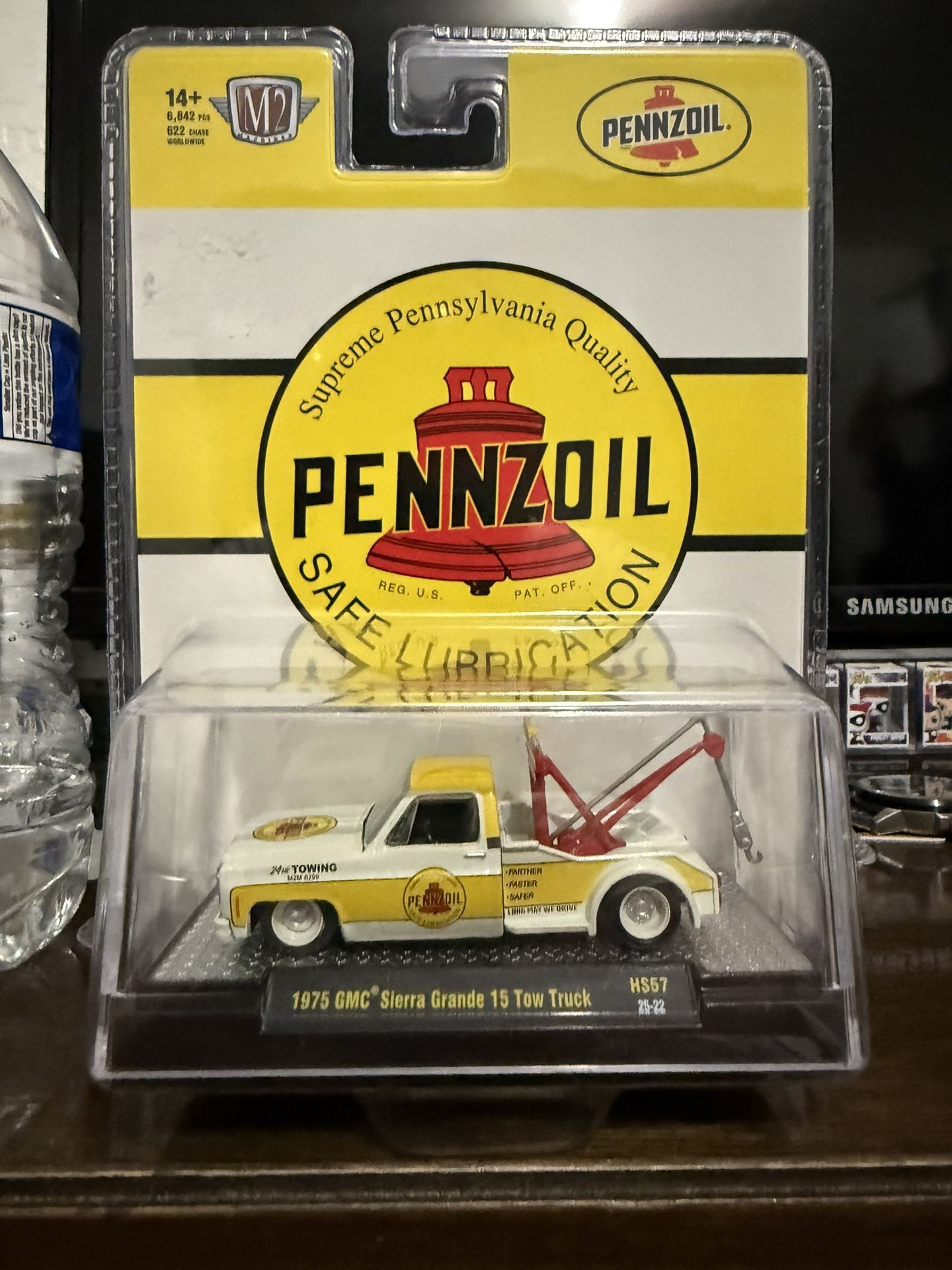 M2 1975 GMC Sierra Grande 15 Tow Truck 1:64